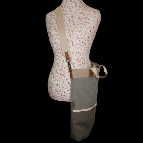 FEED Canvas Go To Foldover Sage Tote Bag with/Leather Trim & Removable Strap - Picture 2 of 5